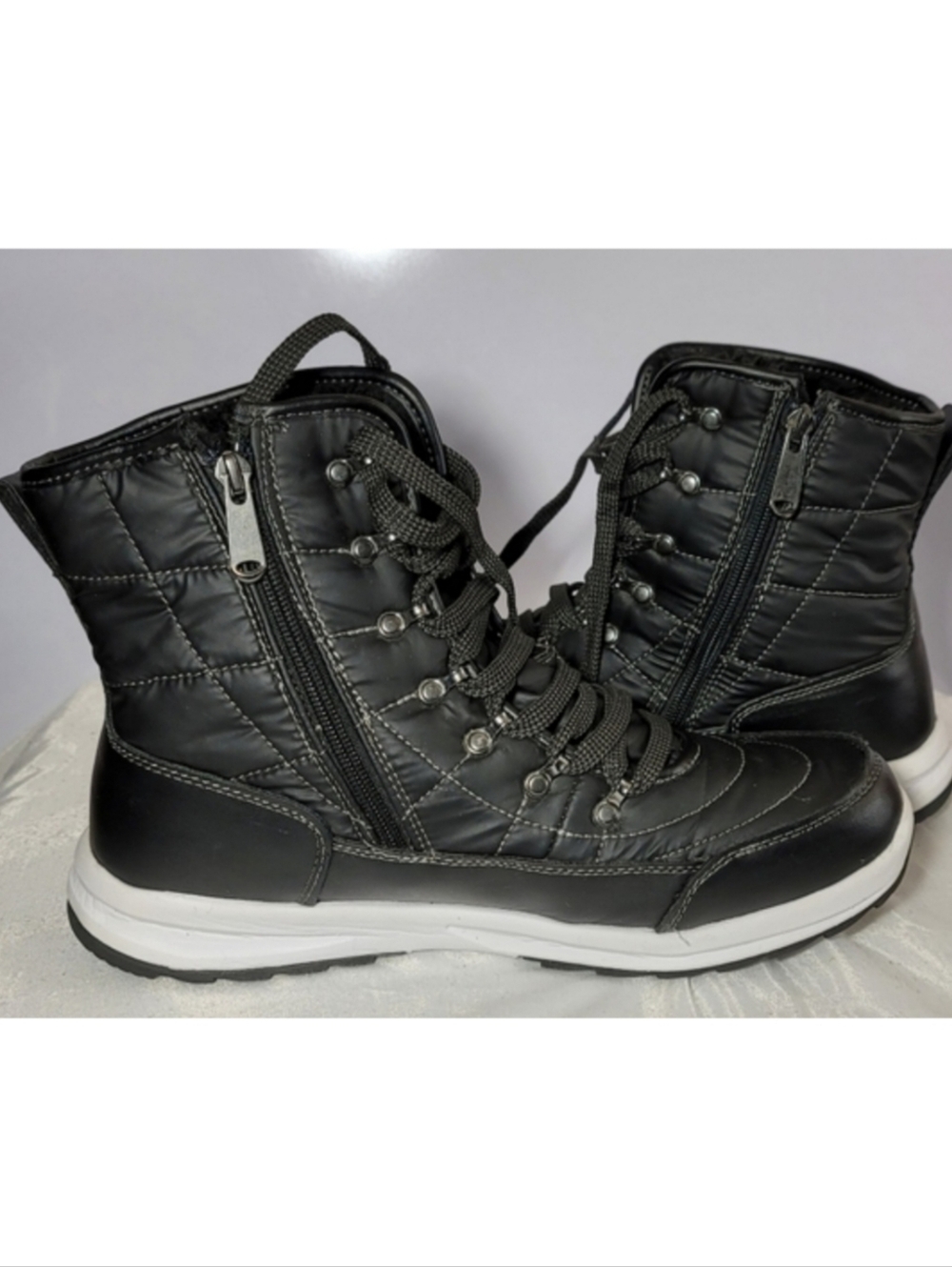 Katie Womens Size 11 Weather proof Black  Boots.